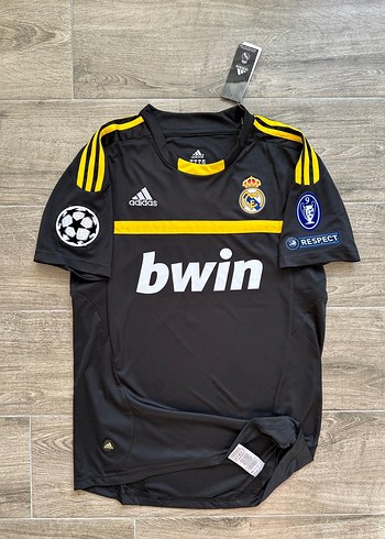 Real Madrid 2011-2012 Ilker Casillas Kaleci forması. - Görsel 2