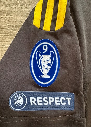 Real Madrid 2011-2012 Ilker Casillas Kaleci forması. - Görsel 3