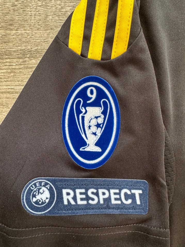 Real Madrid 2011-2012 Ilker Casillas Kaleci forması. - Görsel 3