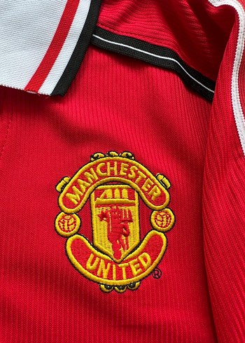 Manchester United 1998-1999 iç saha forması - Görsel 4