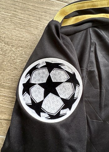 Real Madrid 2011-2012 Deplasman Mesut Özil forması - Görsel 3