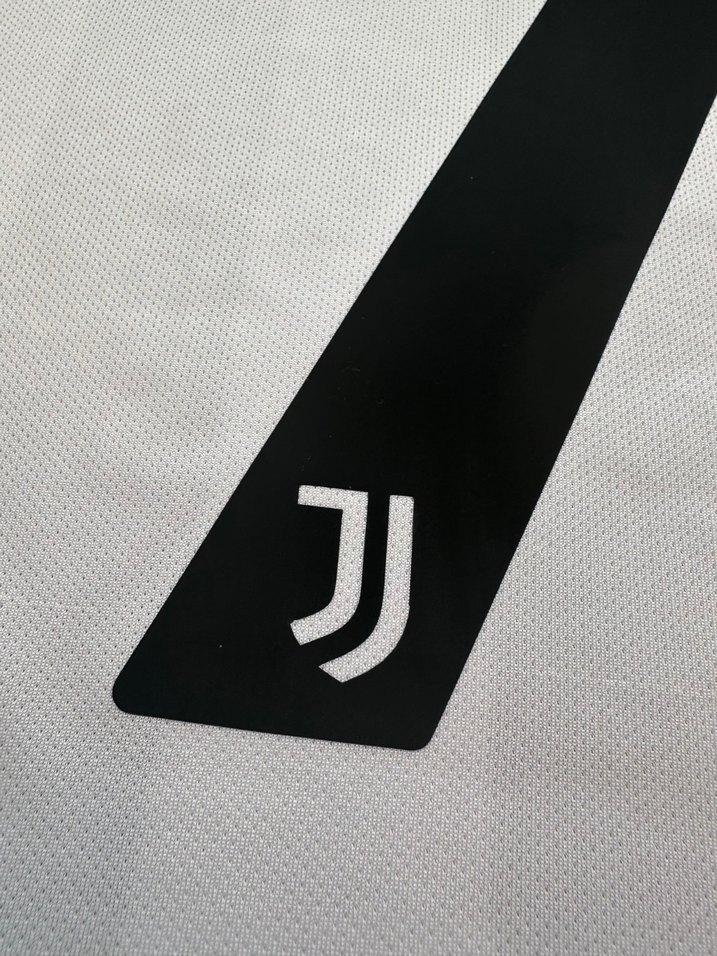 Juventus 2021-2022 iç saha Ronaldo forması - Görsel 4