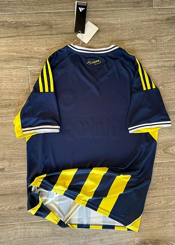 Fenerbahçe 2025-2026 İSİMSİZ forma - Görsel 2