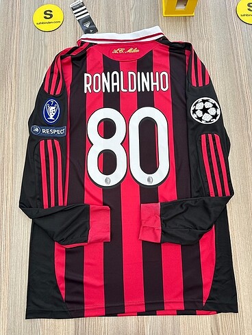 AC Milan 2009-2010 İç Saha ?Ronaldinho Gaucho? forması