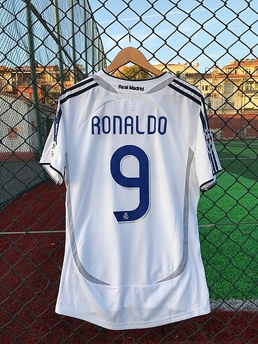 Real Madrid 2006-2007 ?Ronaldo Nazario? forması.