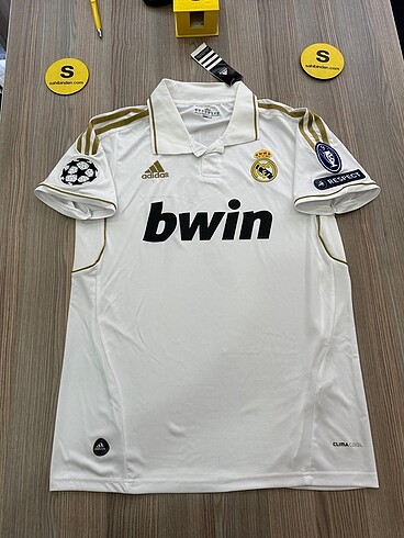 Diğer Real Madrid 2011-2012 İç Saha Ronaldo Forması