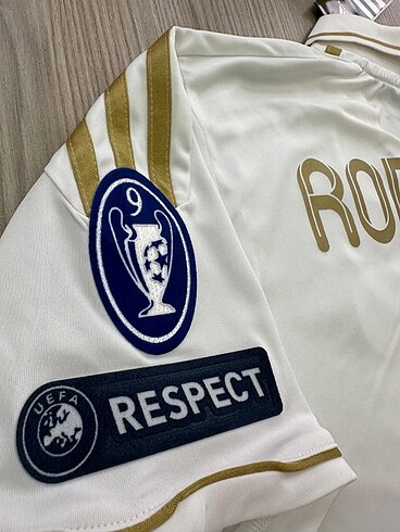 m Beden beyaz Renk Real Madrid 2011-2012 İç Saha Ronaldo Forması