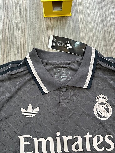 xl Beden Real Madrid 2024-2025 alternatif forması
