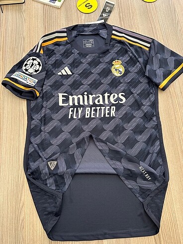 Diğer Real Madrid 2023-2024 alternatif ?Jude Bellingham? forması