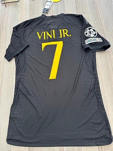 Real Madrid 2023-2024 deplasman ?Vinicius JR? forması.