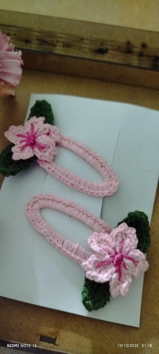 Pembe Sakura Kiraz Çiçekli Çocuk Toka - Görsel 4