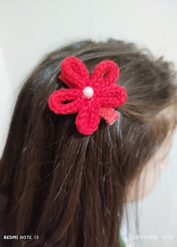 Kırmızı Örgü Çiçekli Çocuk Toka Seti(iki tane toka) - Görsel 3