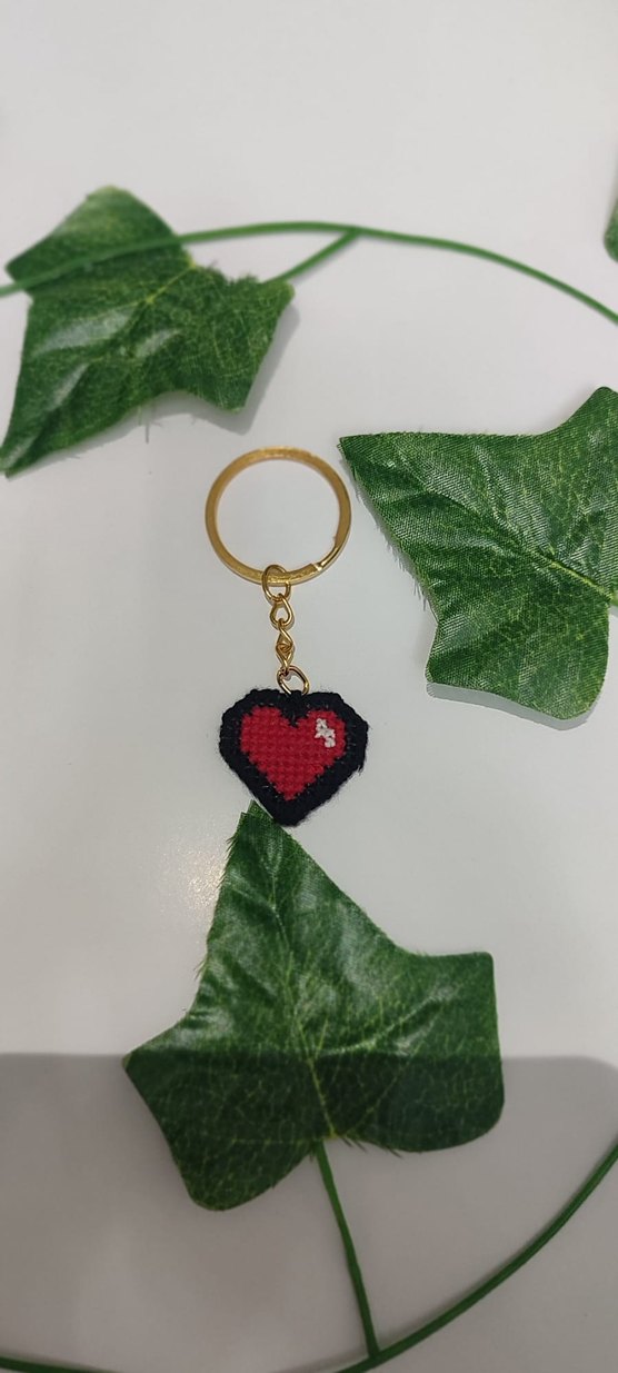 Boncuklu Kırmızı Kalp Anahtarlık - Görsel 2