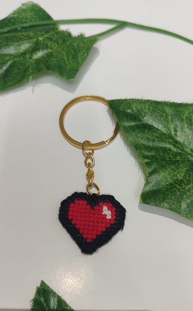 Boncuklu Kırmızı Kalp Anahtarlık - Görsel 3