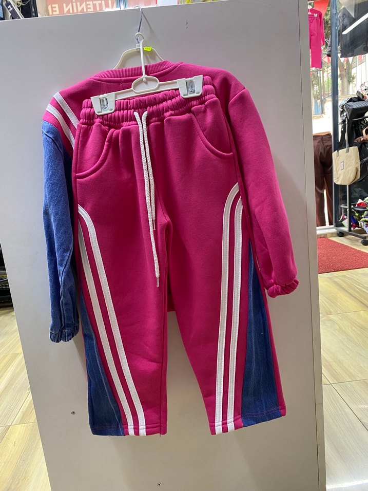 Kız Çocuk Pembe Renkli Rahat Eşofman Takımı - Görsel 2