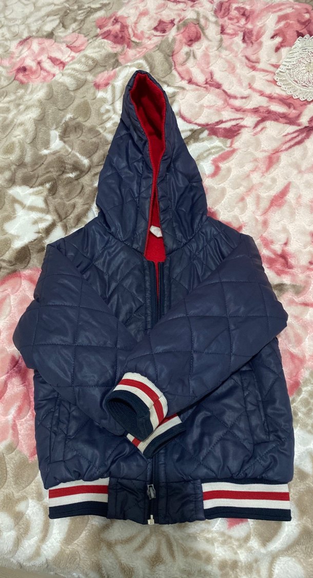 Koyu Mavi Kapüşonlu Erkek Çocuk Mont - Görsel 2