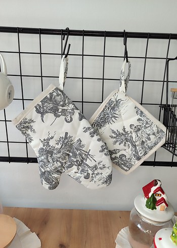 Beyaz ve Gri Desenli Fırın Eldiveni ve Tutacak Seti - Görsel 5