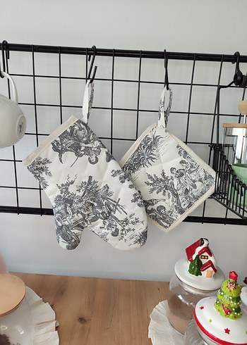 Beyaz ve Gri Desenli Fırın Eldiveni ve Tutacak Seti - Görsel 6