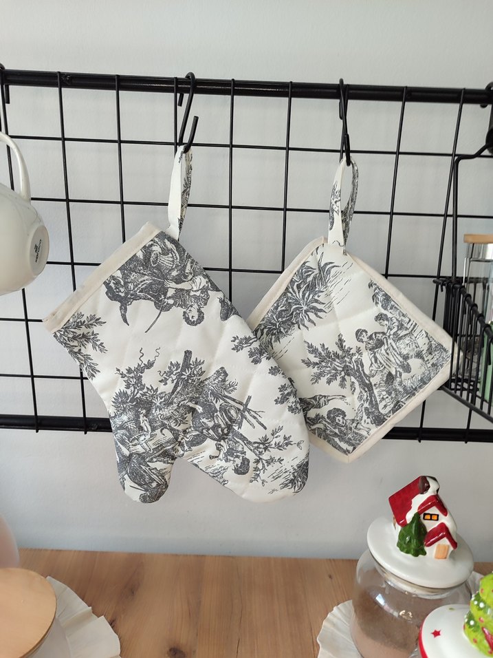 Beyaz ve Gri Desenli Fırın Eldiveni ve Tutacak Seti - Görsel 5