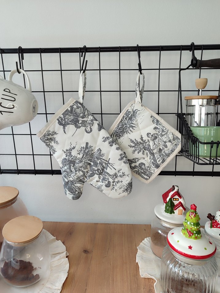 Beyaz ve Gri Desenli Fırın Eldiveni ve Tutacak Seti - Görsel 3