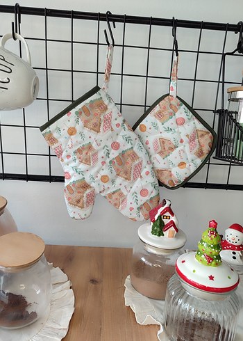 Yılbaşı evi desenli Mutfak Eldiveni Seti - Görsel 8