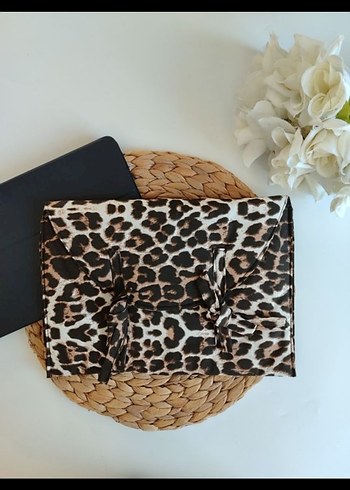 Diğer Laptop/Tablet Kılıfı