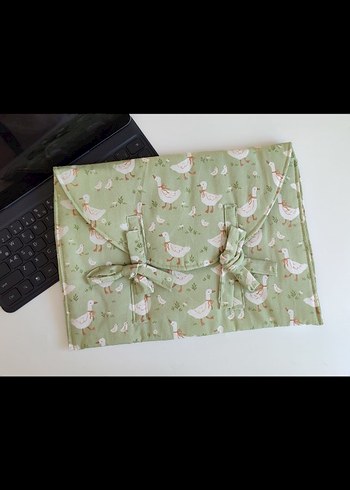 Diğer Laptop/ Tablet Kılıfı