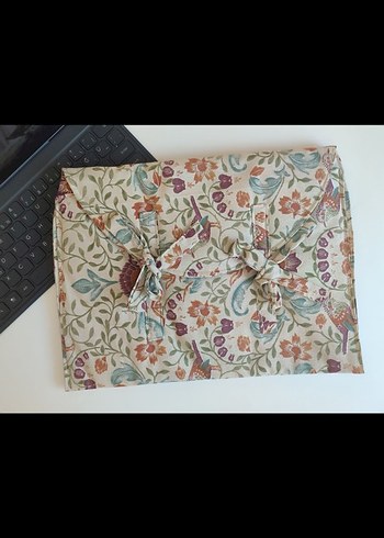 Laptop/Tablet Kılıfı
