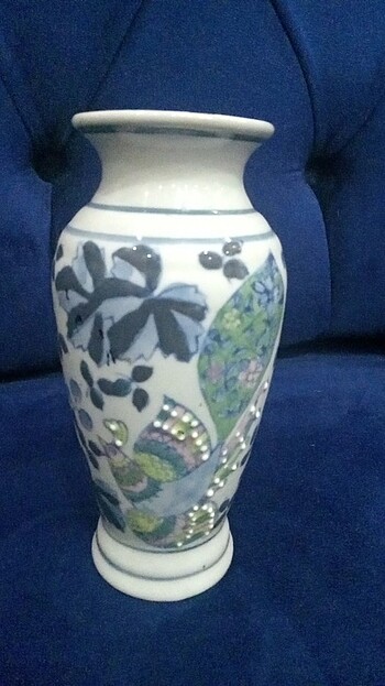 Kuş resimli porselen vazo