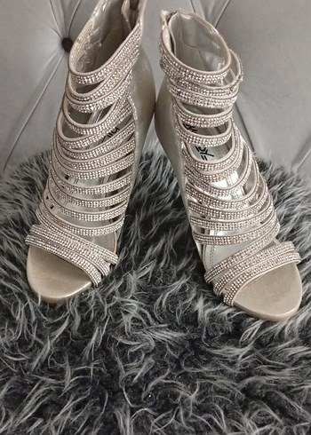 Gri vinnex Yılan Desenli Taşlı Topuklu Ayakkabı - Görsel 2