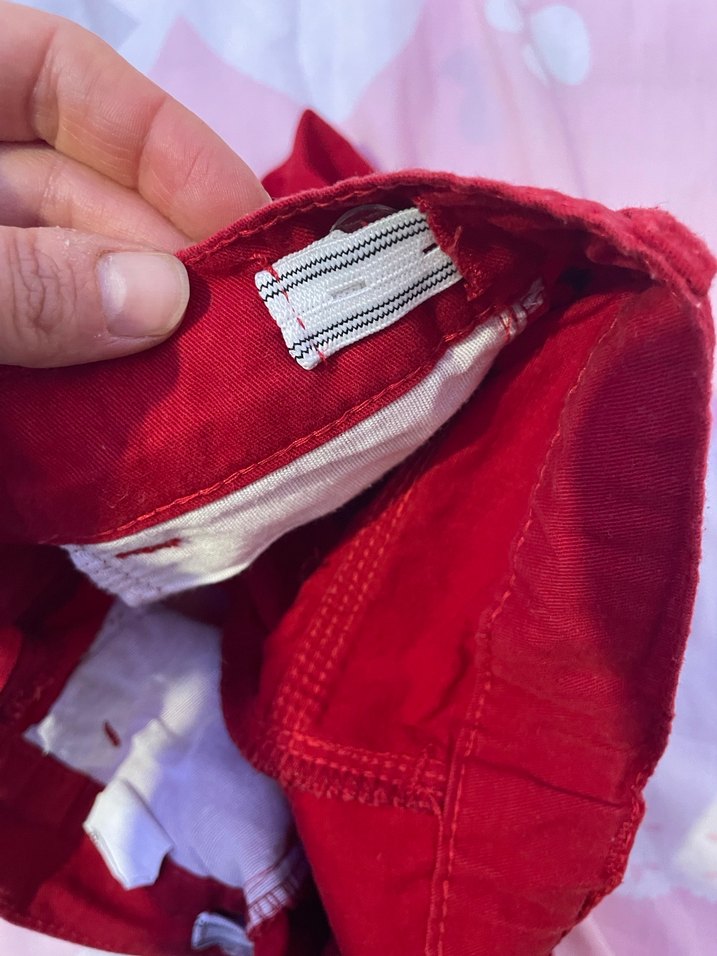 Kemerli erkek çocuk Kırmızı pantolon - Görsel 2