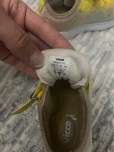24 Beden Vicco spor ayakkabı