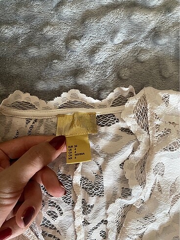 H&M H&M Krem Dantel Body