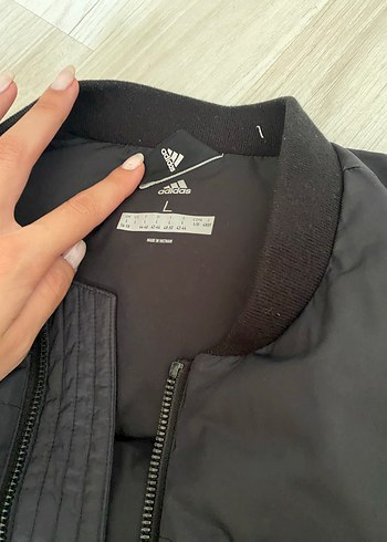l Beden siyah Renk Adidas Şişme Mont