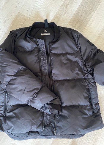 l Beden Adidas Şişme Mont