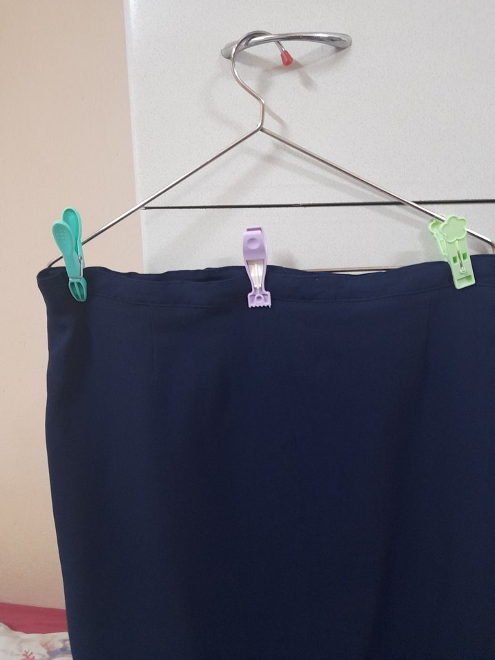 Lacivert Etek - Görsel 2