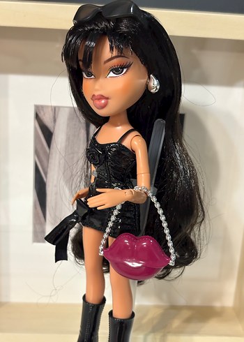  Beden Renk Bratz X Kylie Jenner Day Out