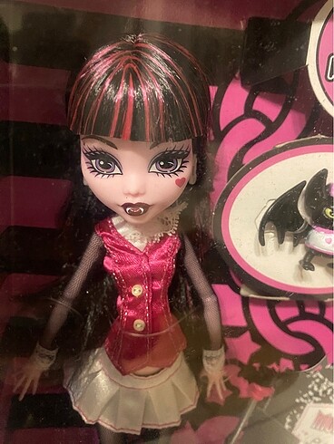 Monster High Monster High Draculaura Creeproduction