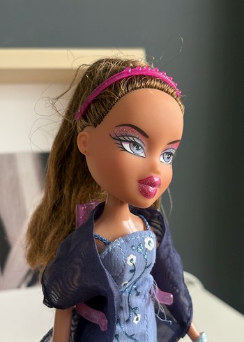 Beden Renk Bratz Formal Funk Yasmin
