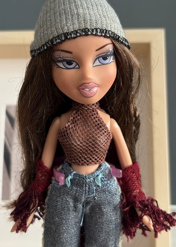 Beden Bratz Wintertime Wonderland Dana