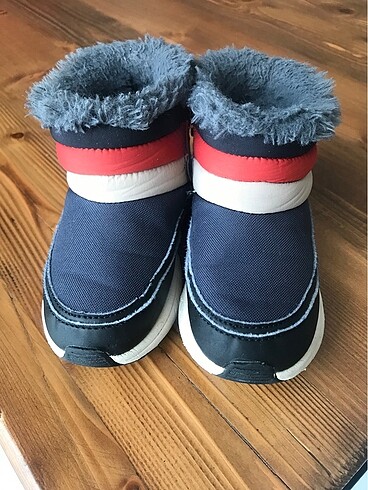 Zara çocuk bot