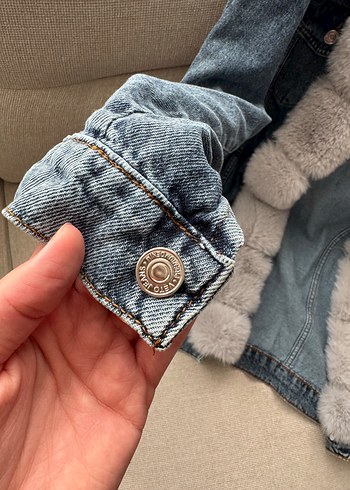 36 Beden gri Renk Gri Kürklü Kadın Denim Ceket