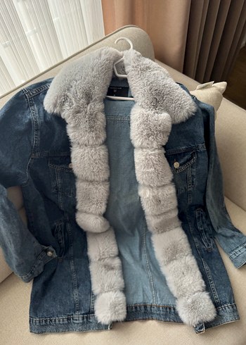 Gri Kürklü Kadın Denim Ceket