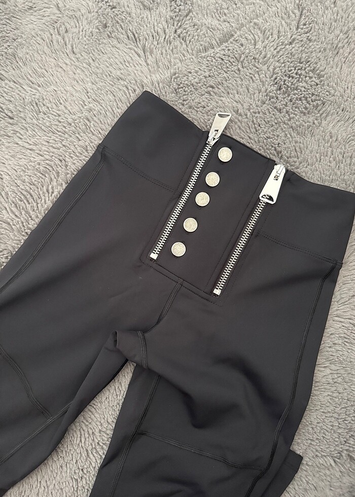 Düğmeli şık tayt Türkan öğreten - Görsel 3