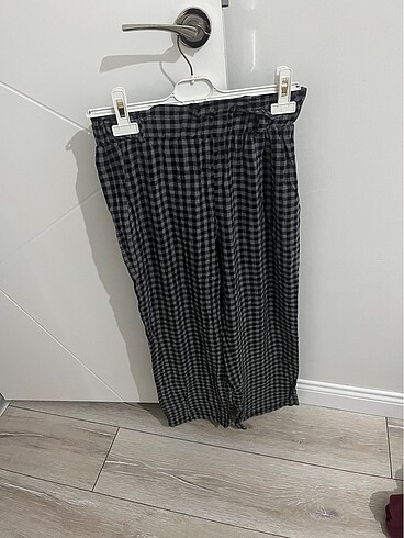 Yazlık pantolon - Görsel 2