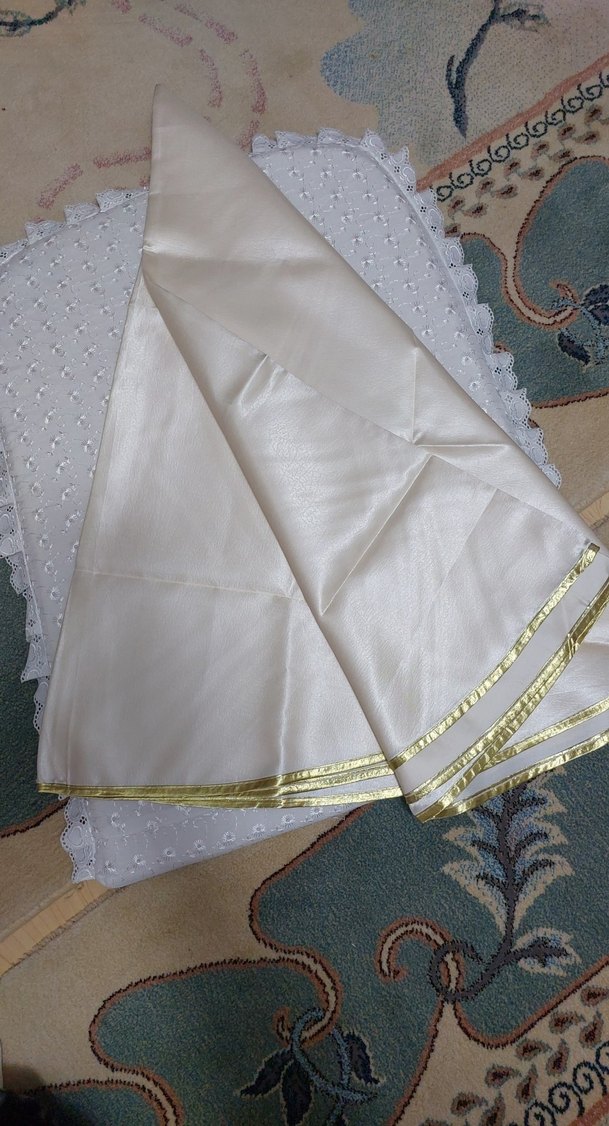 Krem rengi masa örtüsü - Görsel 2