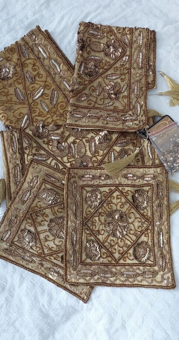 Handy marka Altın İşlemeli Parlak Salon Takımı - Görsel 2