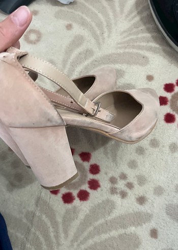 Diğer Bej Süet Tokalı Stiletto Kadın Ayakkabı