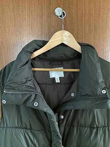 l Beden H&M şişme mont haki yeşil