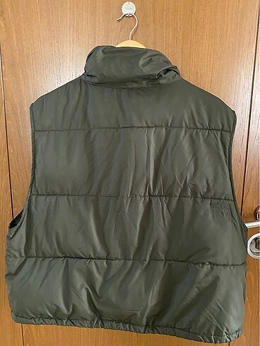l Beden yeşil Renk H&M şişme mont haki yeşil